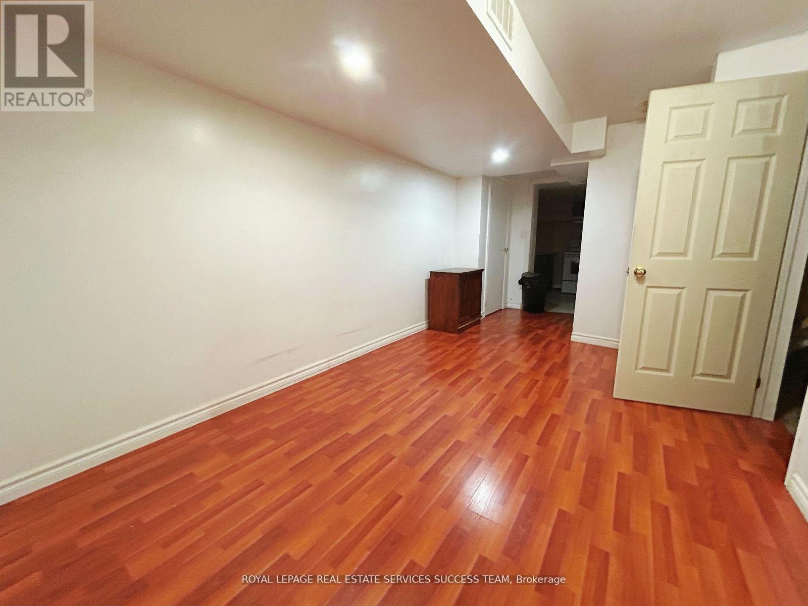 












3366 STONEY CRESCENT

,
Mississauga,




Ontario
L5M0N6

