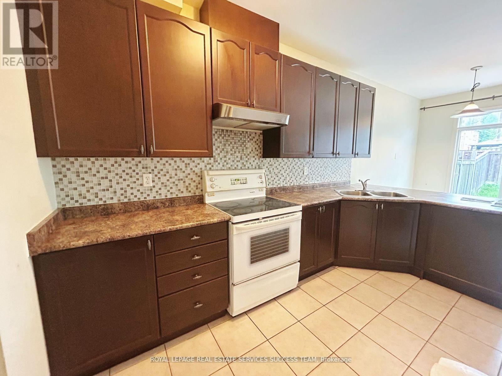 












3366 STONEY CRESCENT

,
Mississauga,




Ontario
L5M0N6

