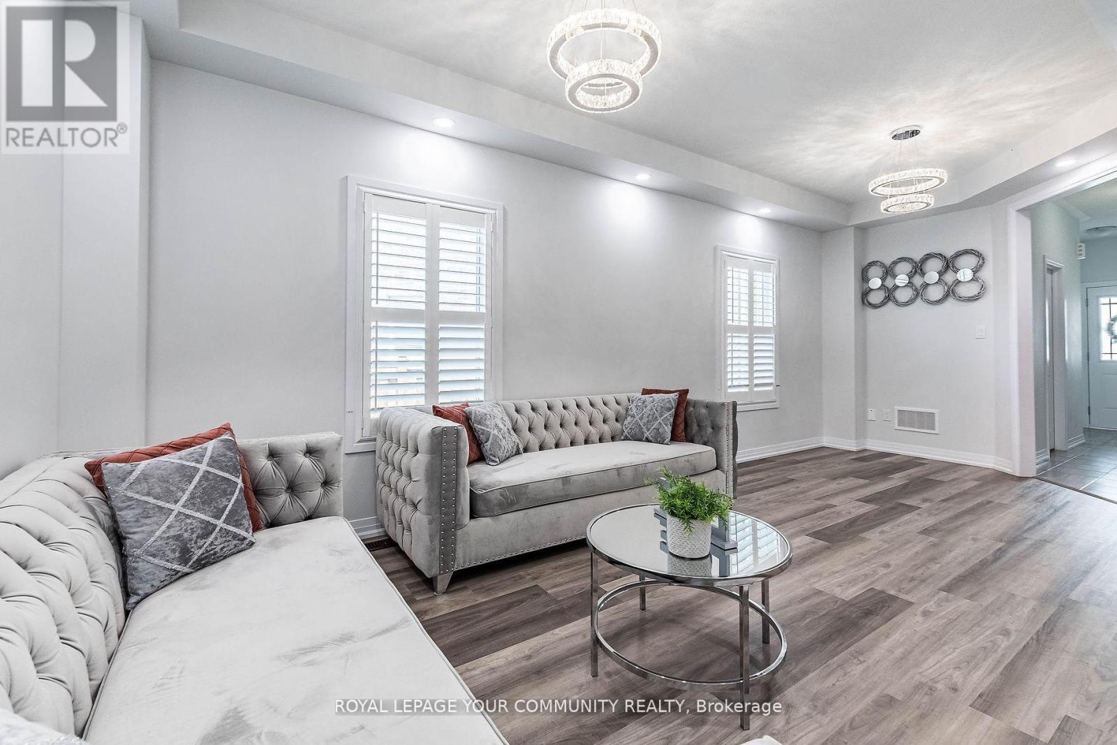 












259 CHELSEA CRESCENT

,
Bradford West Gwillimbury,




Ontario
L3Z4G7

