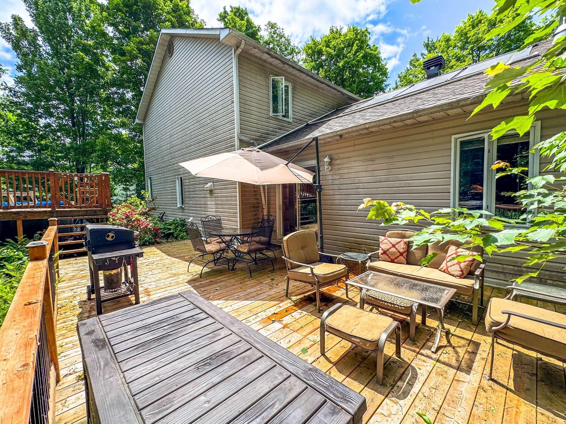 









10


Rue de San-Pedro

,
Grenville-sur-la-Rouge,




QC
J0V1B0

