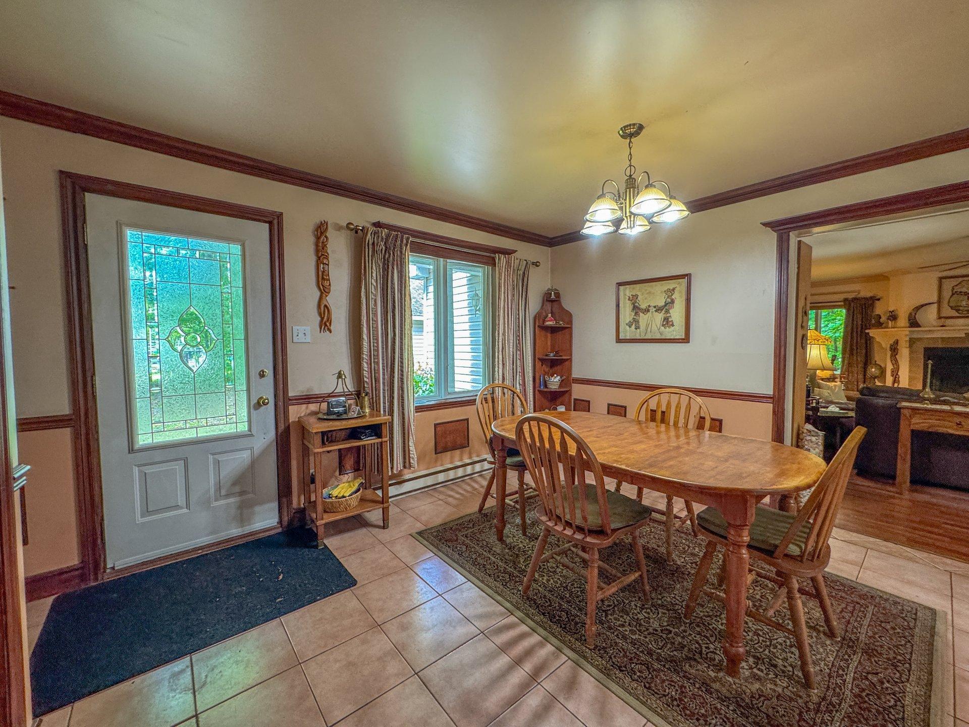 









10


Rue de San-Pedro

,
Grenville-sur-la-Rouge,




QC
J0V1B0

