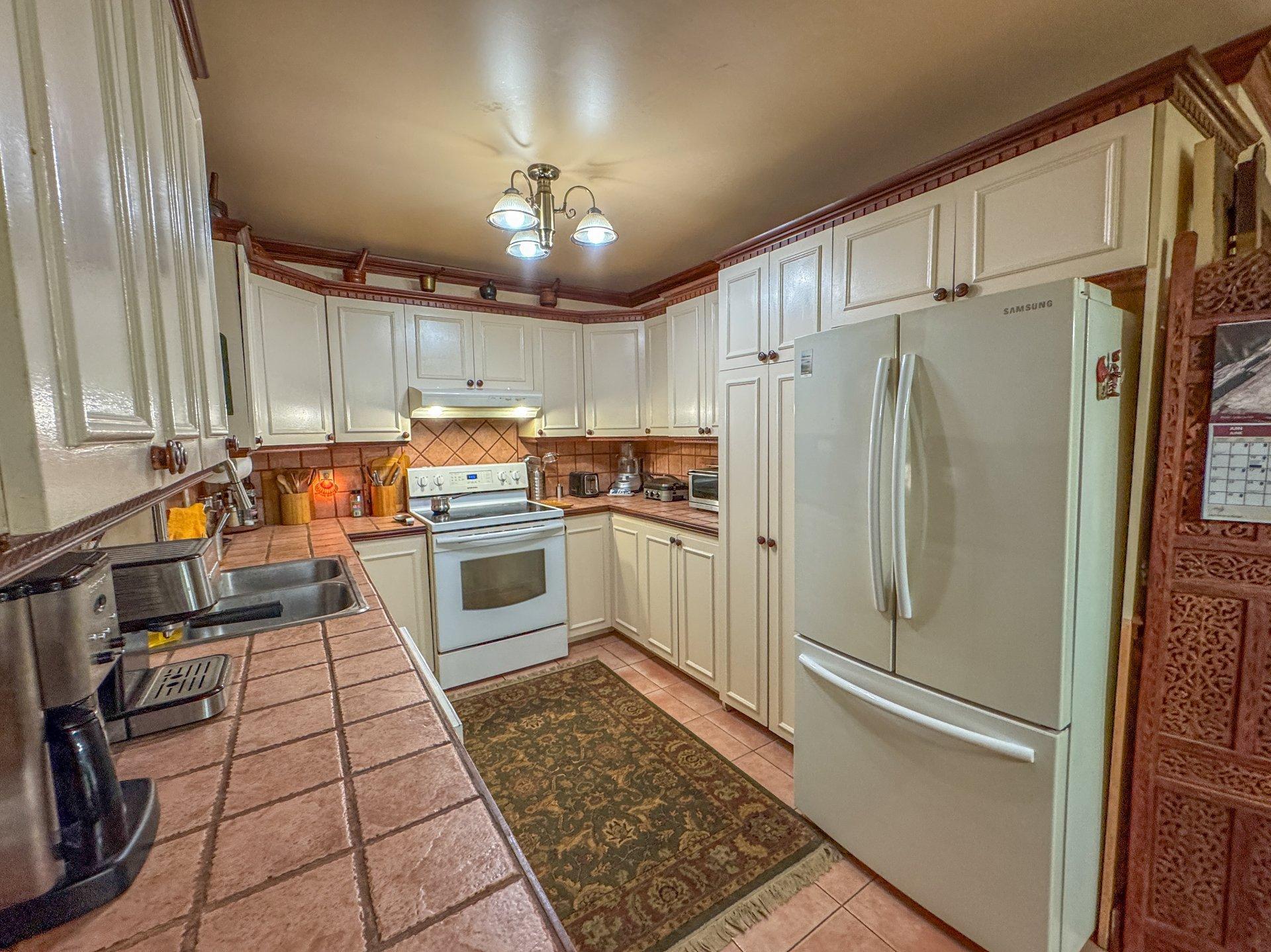 









10


Rue de San-Pedro

,
Grenville-sur-la-Rouge,




QC
J0V1B0

