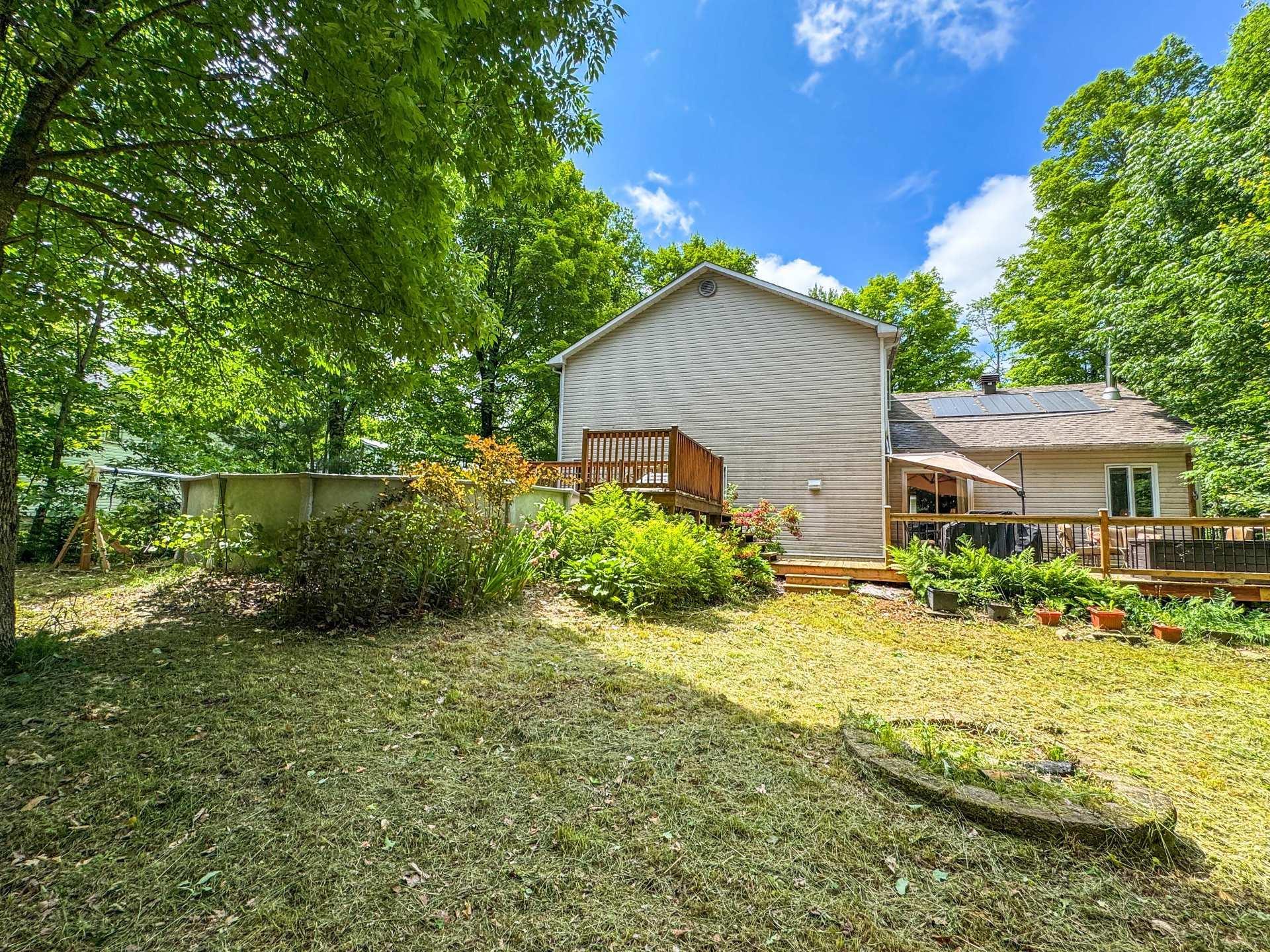 









10


Rue de San-Pedro

,
Grenville-sur-la-Rouge,




QC
J0V1B0

