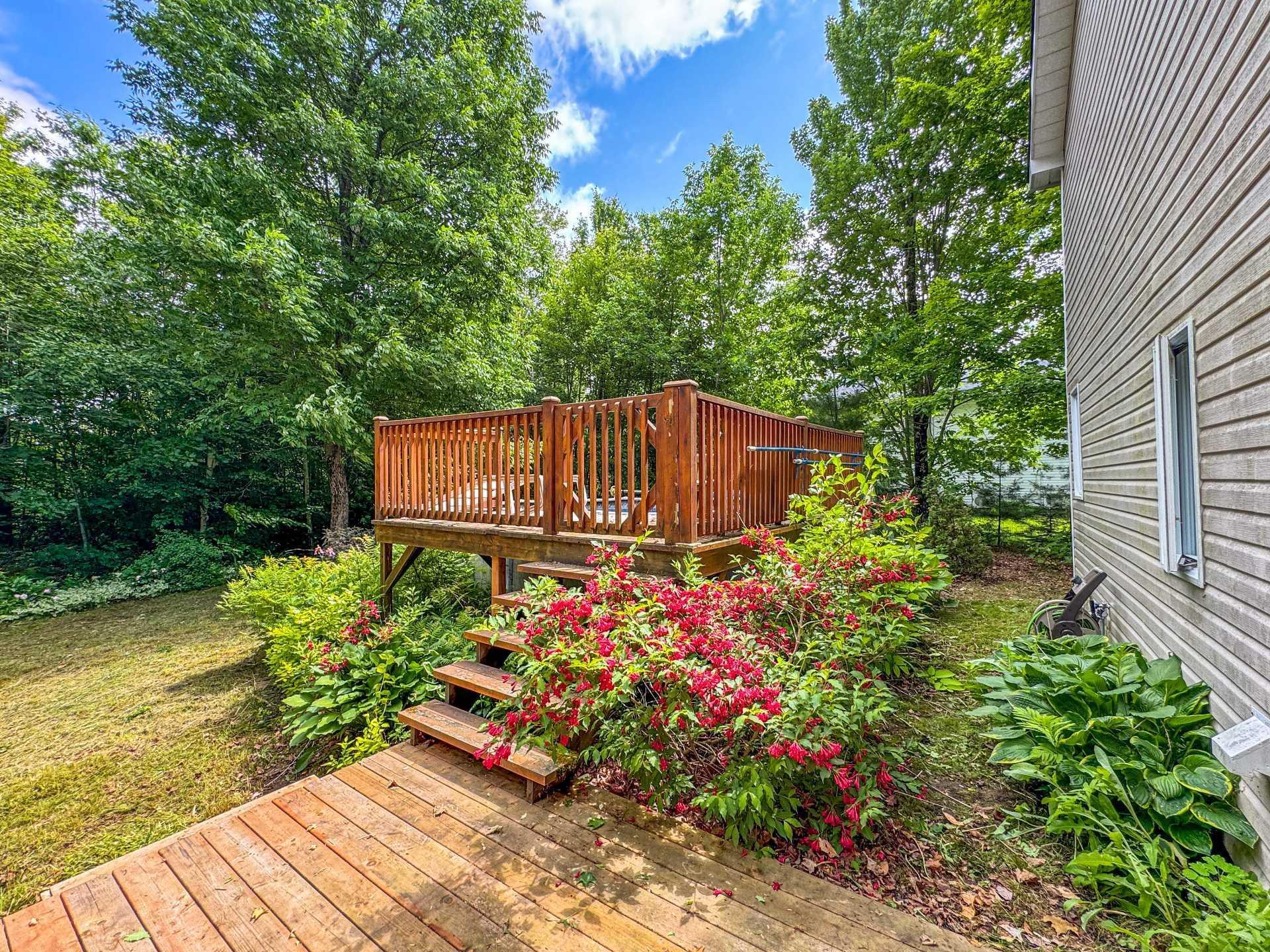 









10


Rue de San-Pedro

,
Grenville-sur-la-Rouge,




QC
J0V1B0

