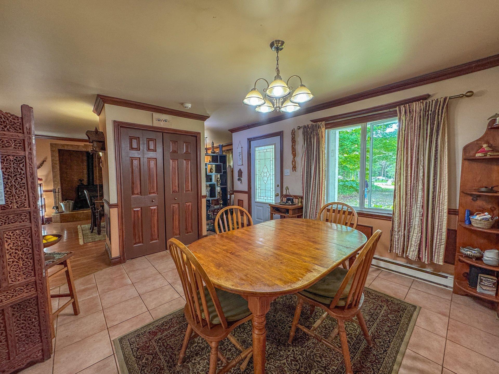 









10


Rue de San-Pedro

,
Grenville-sur-la-Rouge,




QC
J0V1B0

