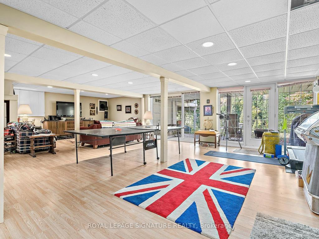 









1047


Lagoon

Road,
Highlands East,




ON
K0L 1C0

