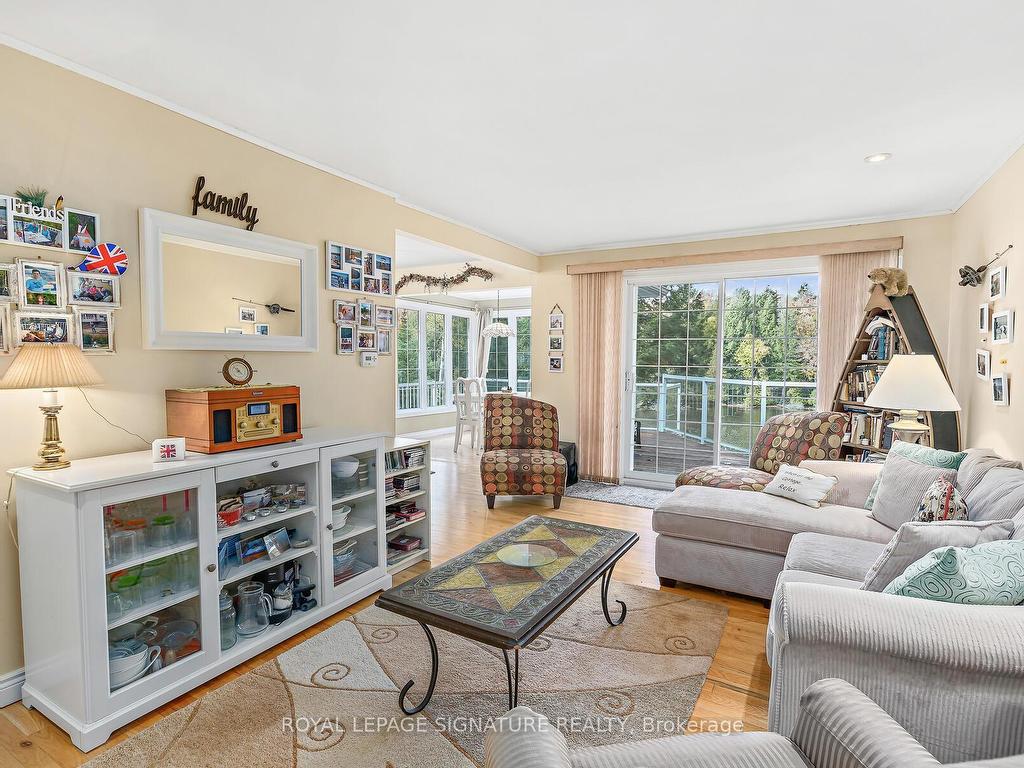 









1047


Lagoon

Road,
Highlands East,




ON
K0L 1C0

