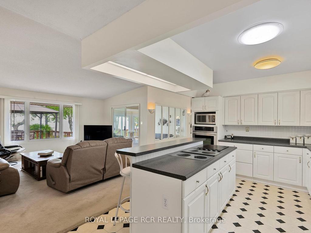 









5


Park

Lane,
Ramara,




ON
L0K 1B0

