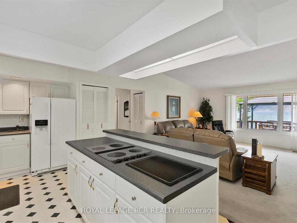 









5


Park

Lane,
Ramara,




ON
L0K 1B0

