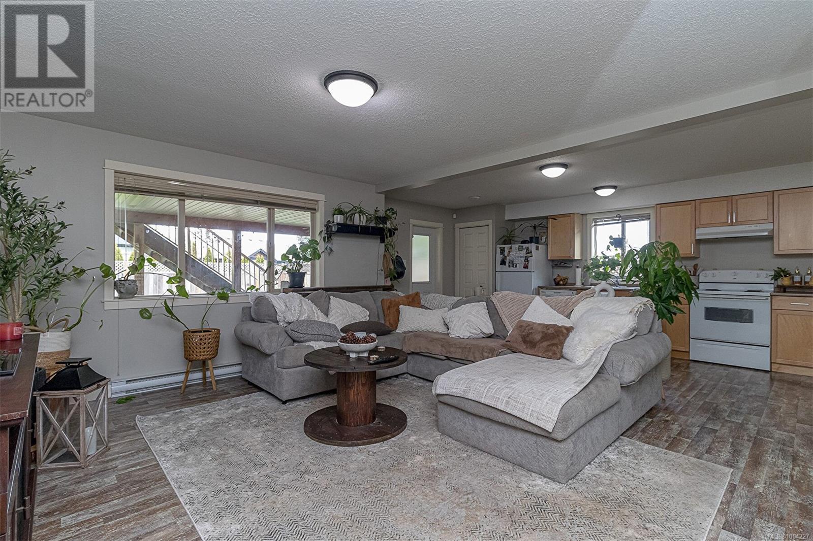 












1050 Southwood Dr

,
Nanaimo,




British Columbia
V9R0B2

