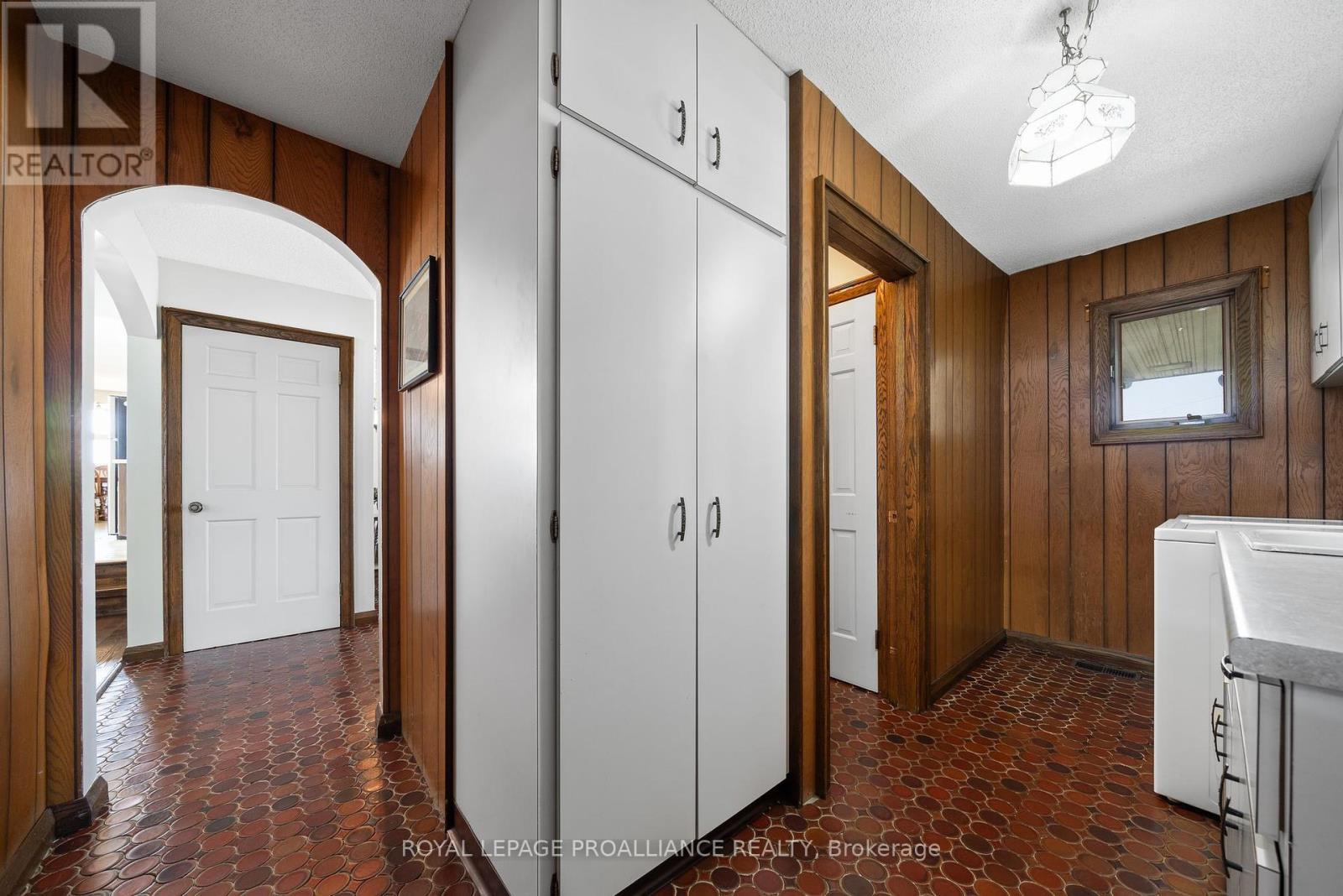 












6864 HIGHWAY 62

,
Belleville (Belleville Ward),




Ontario
K8N0L7

