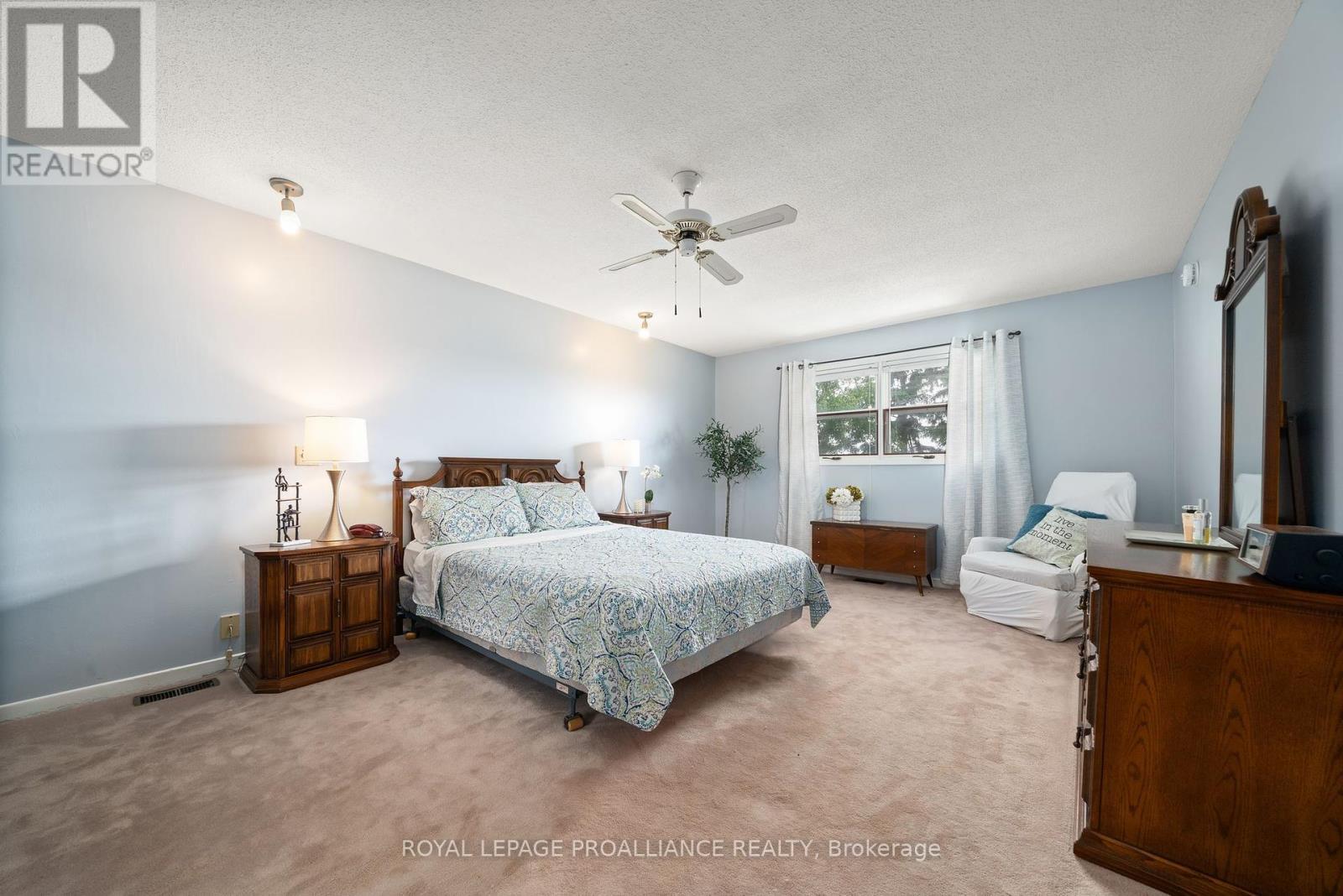 












6864 HIGHWAY 62

,
Belleville (Belleville Ward),




Ontario
K8N0L7

