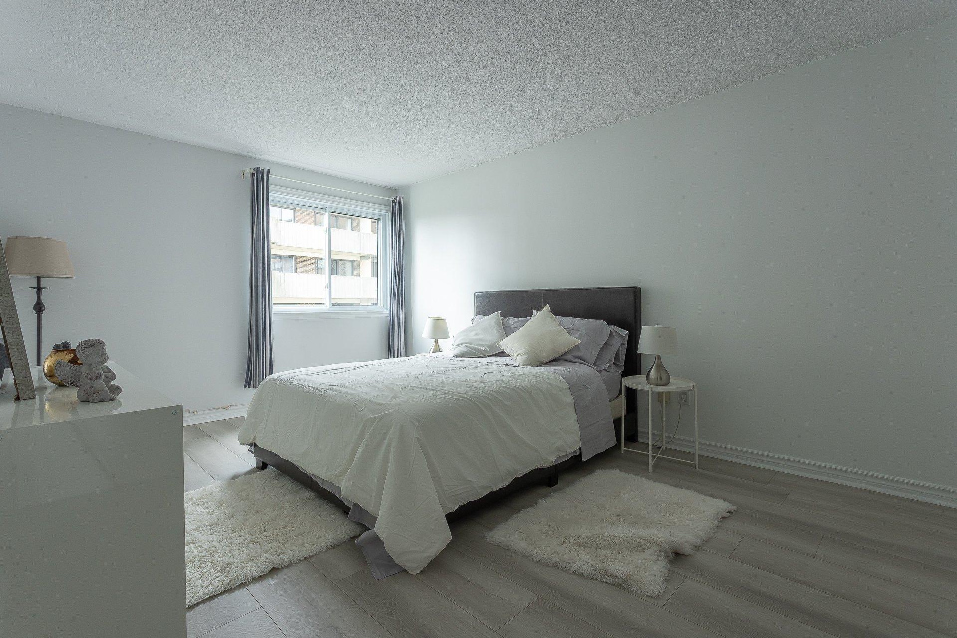 









3480


Rue Simpson

, 1010,
Montréal (Ville-Marie),




QC
H3G2J5


