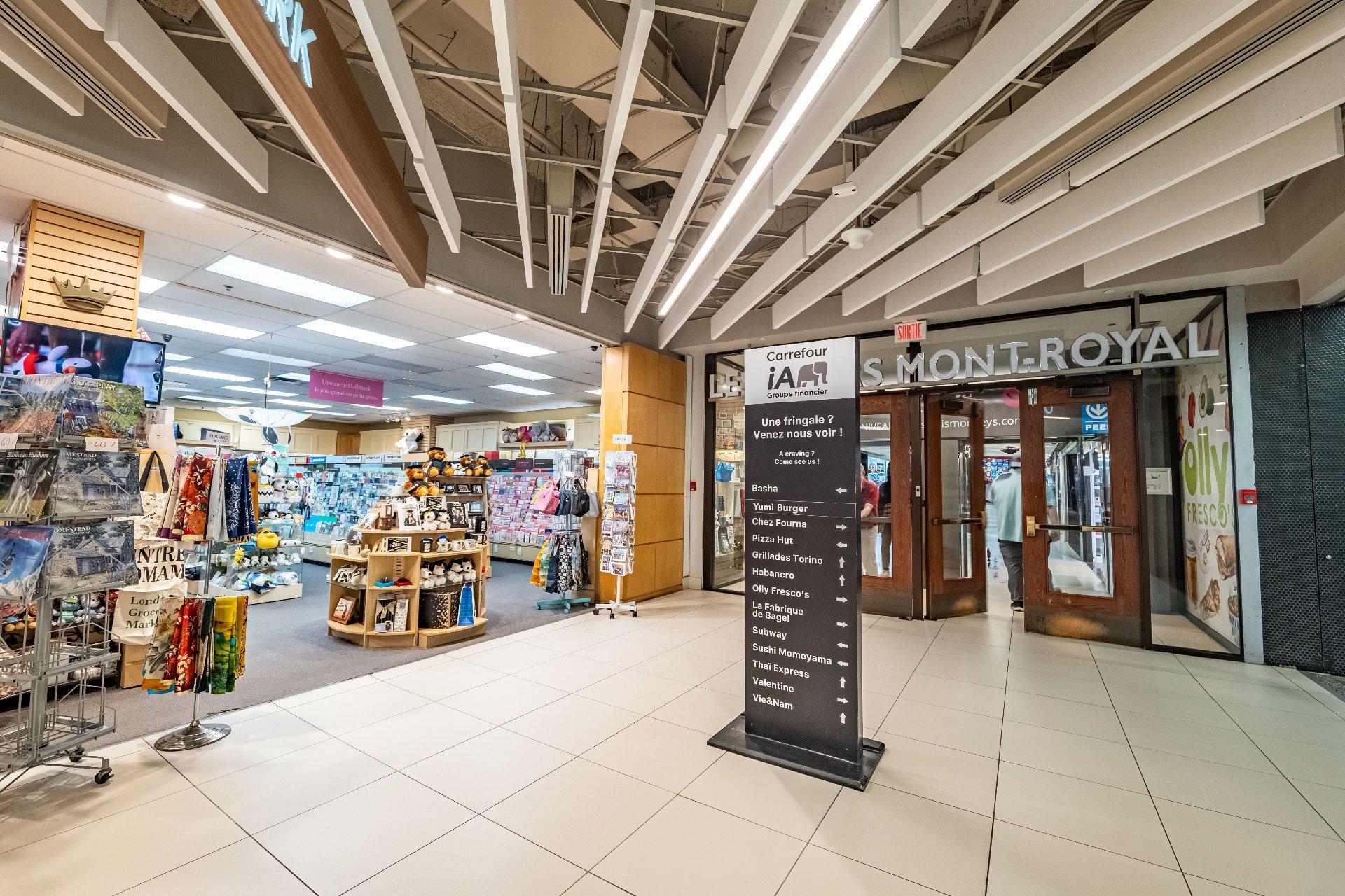 









977


Rue Ste-Catherine O.

,
Montréal (Ville-Marie),




QC
H3B4W3

