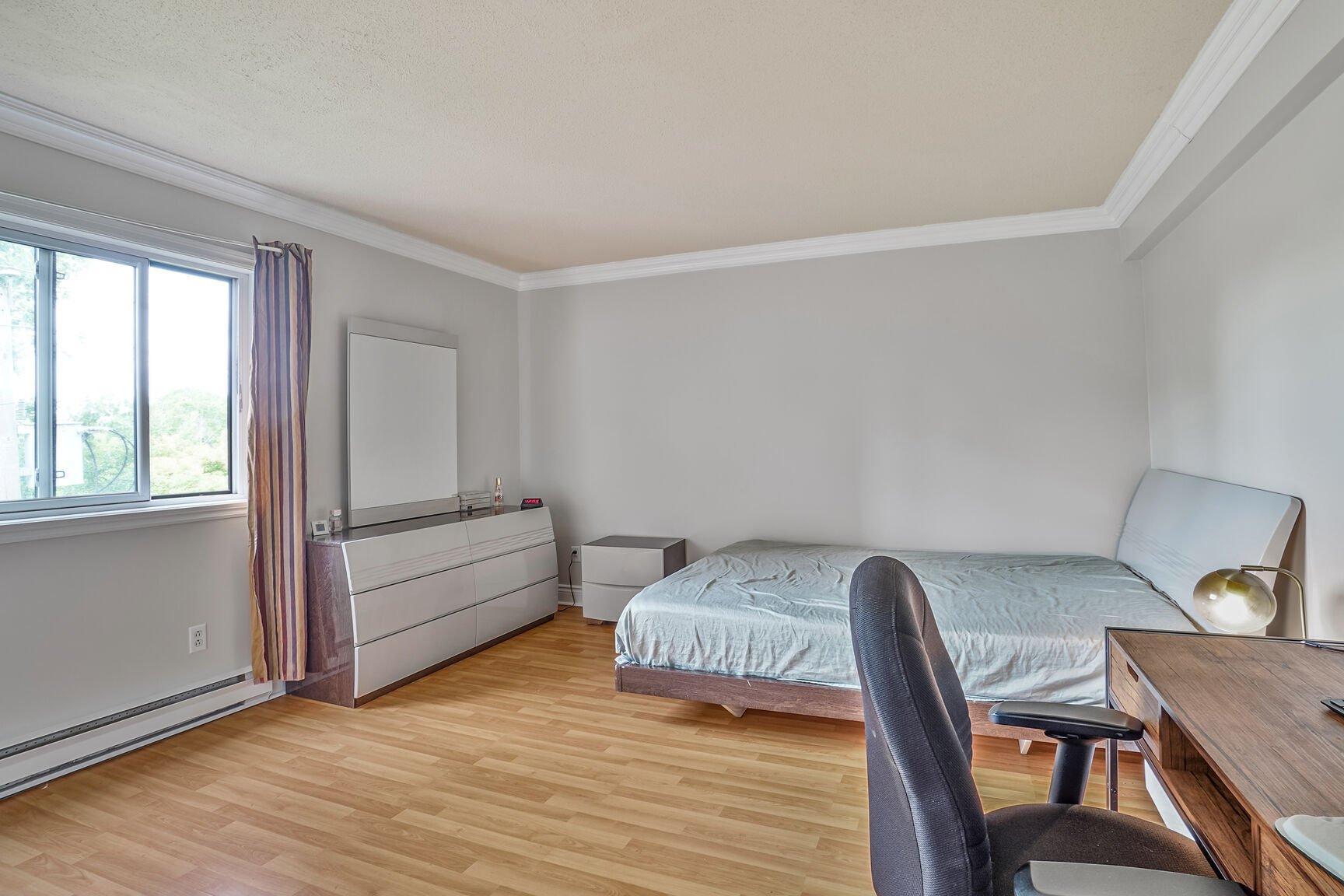 









1672


Rue McNamara

, 147,
Laval (Chomedey),




QC
H7S2J9

