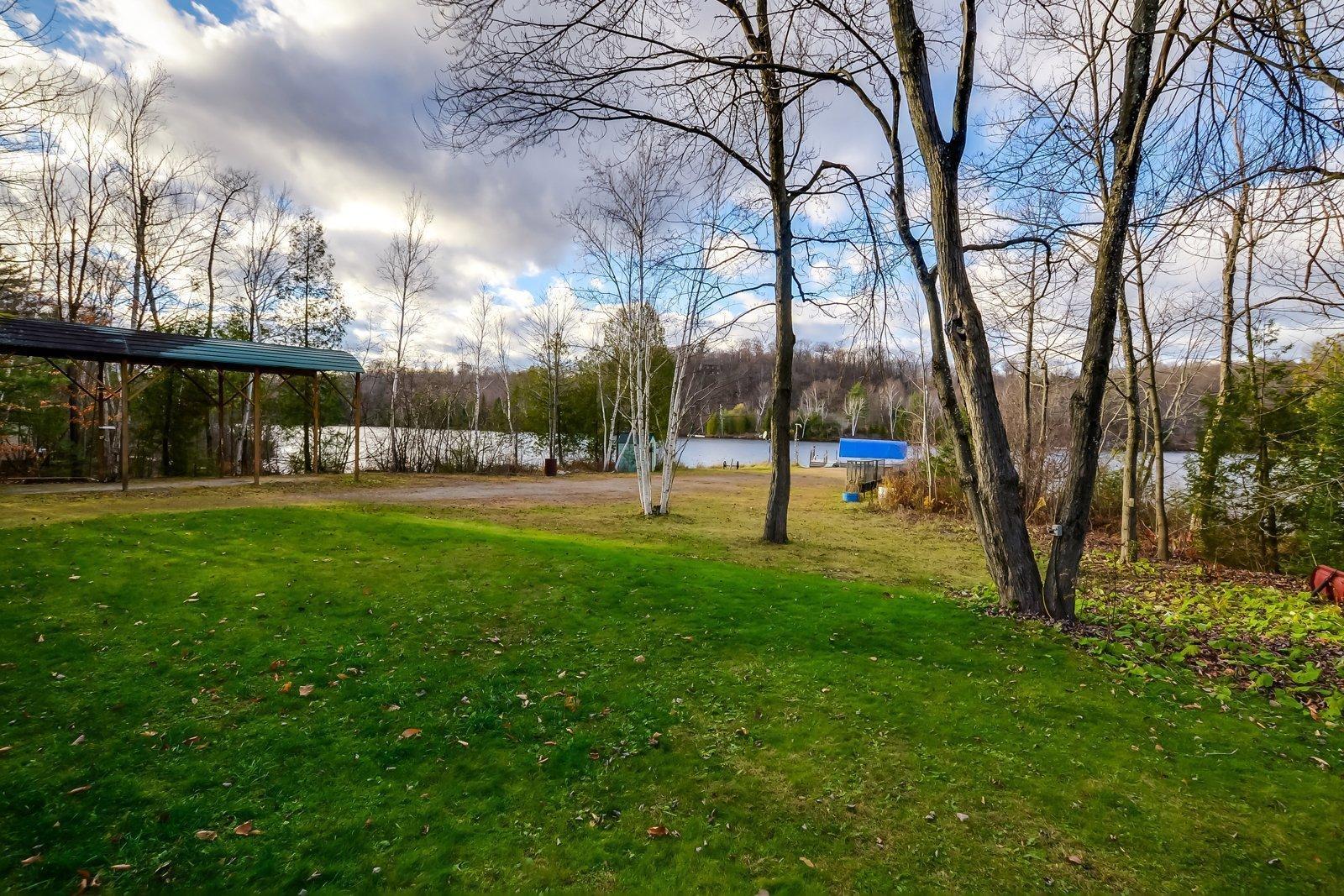 









56


Ch. du Canari

,
Val-des-Monts,




QC
J8N6J7

