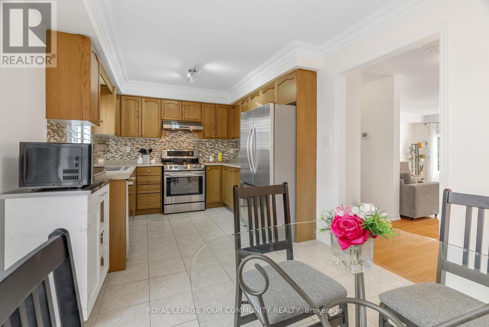 












104 PRINCE CHARLES WAY

,
Markham,




Ontario
L6C0B5

