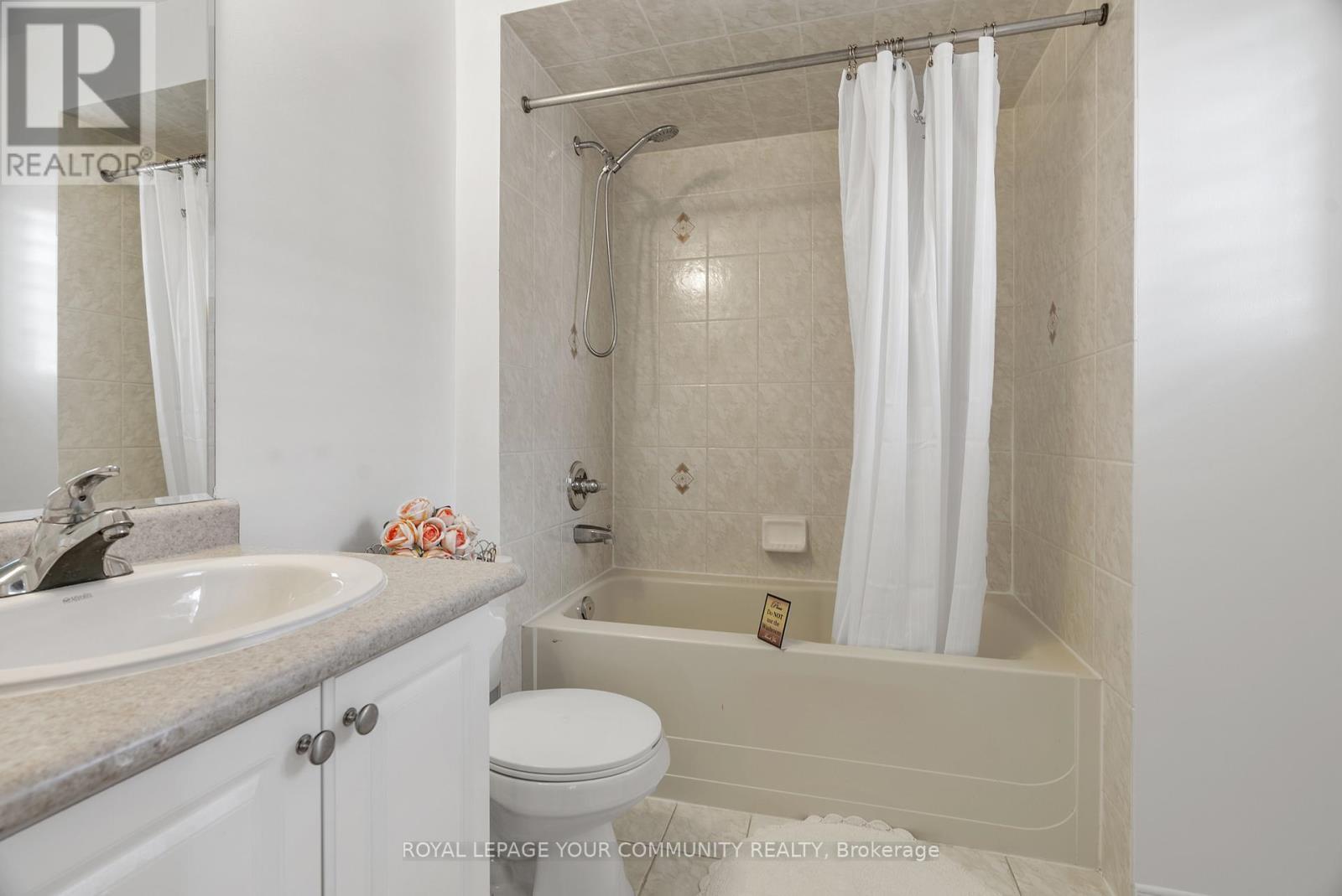












104 PRINCE CHARLES WAY

,
Markham,




Ontario
L6C0B5

