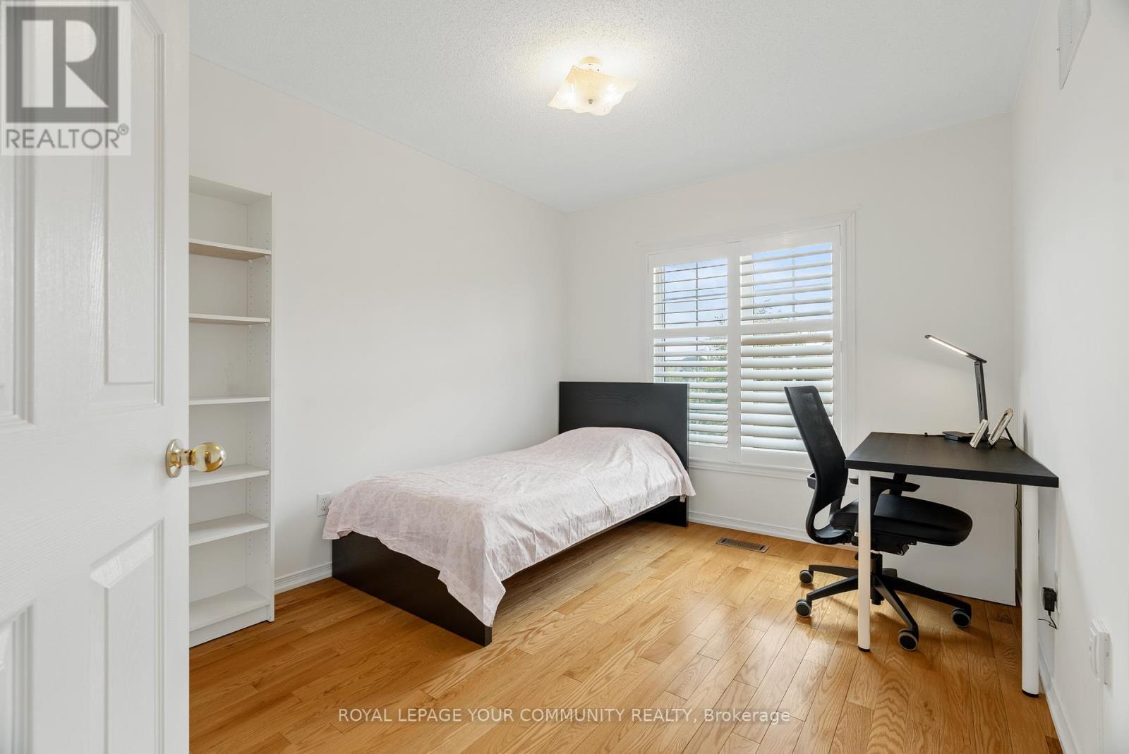 












104 PRINCE CHARLES WAY

,
Markham,




Ontario
L6C0B5

