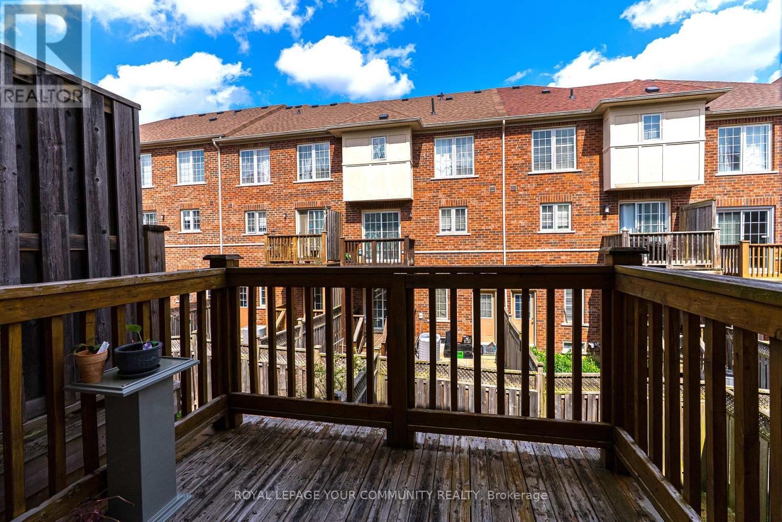 












104 PRINCE CHARLES WAY

,
Markham,




Ontario
L6C0B5

