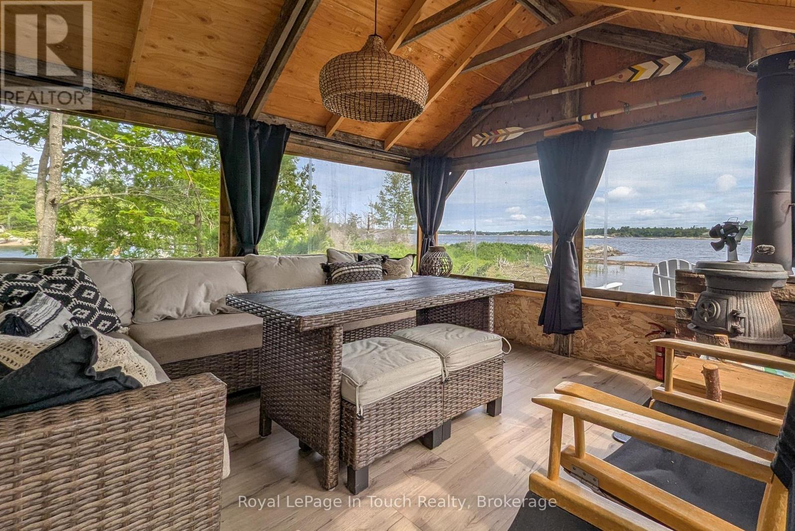 












2 ISLAND 1690

,
Georgian Bay (Baxter),




Ontario
P0E1E0

