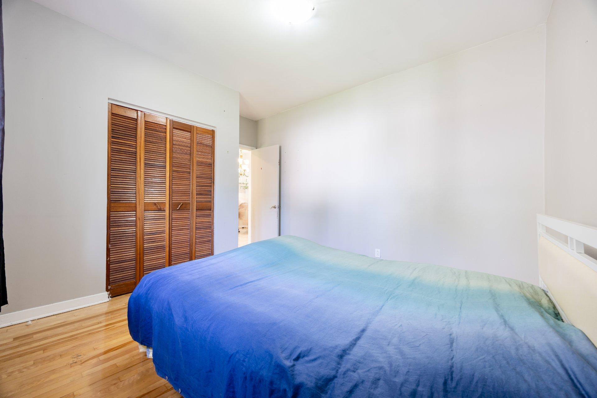 









11550


Rue Filion

,
Montréal (Ahuntsic-Cartierville),




QC
H4J1T1

