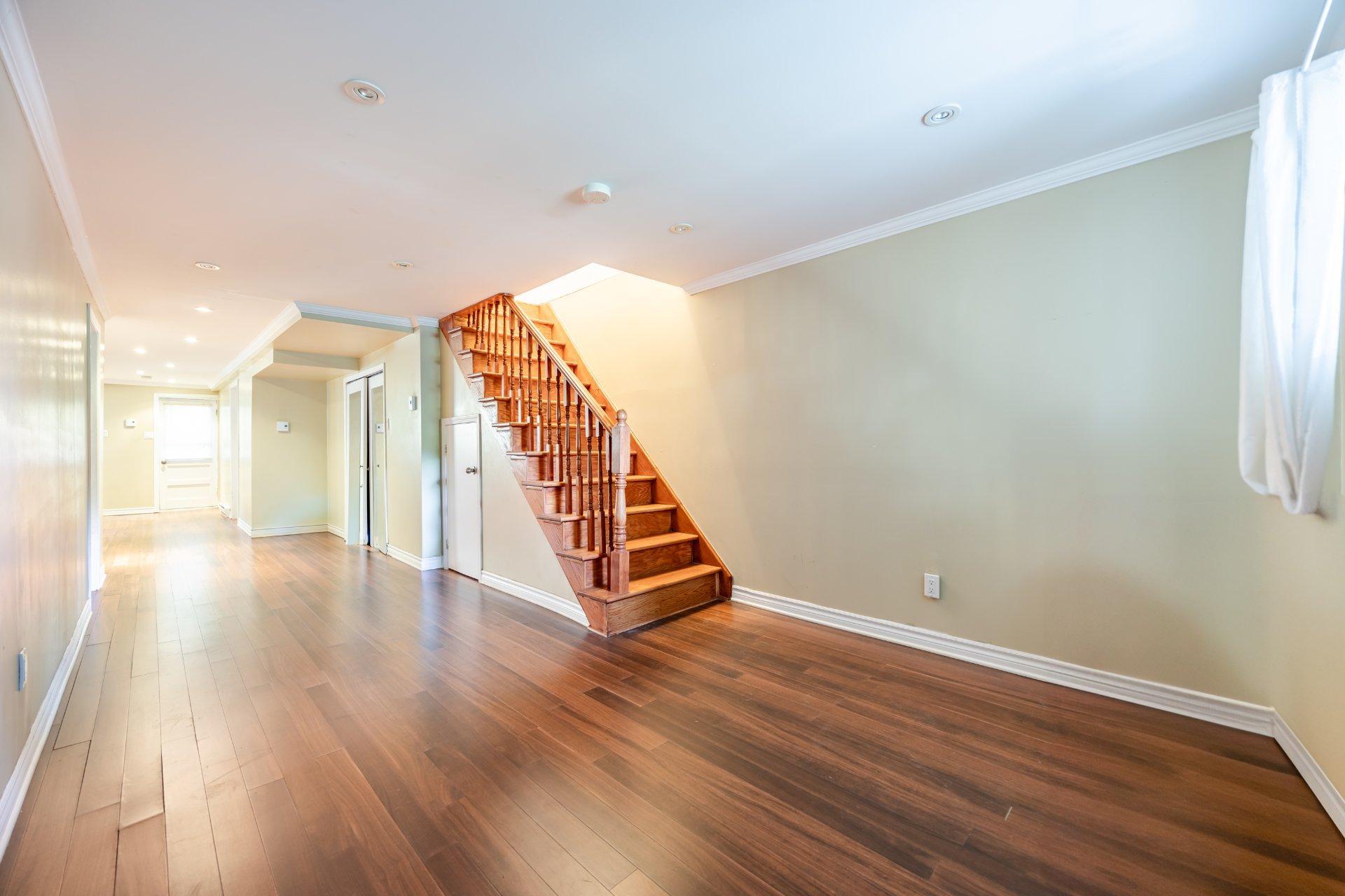 









11550


Rue Filion

,
Montréal (Ahuntsic-Cartierville),




QC
H4J1T1

