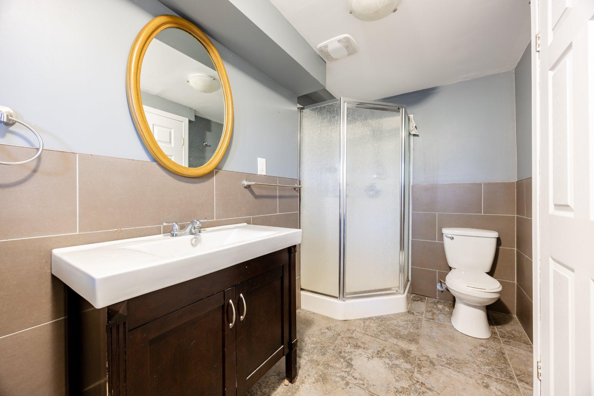 









11550


Rue Filion

,
Montréal (Ahuntsic-Cartierville),




QC
H4J1T1

