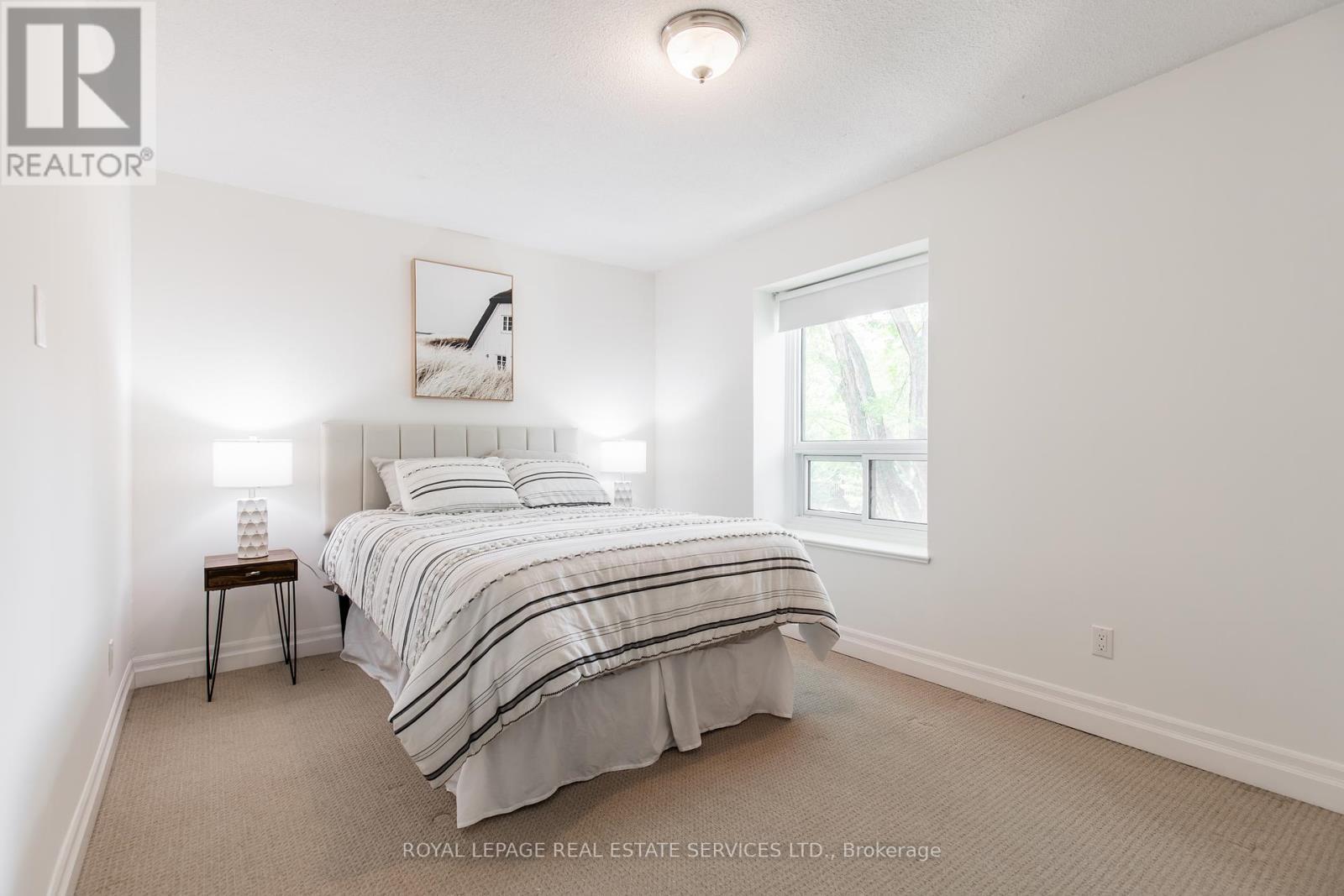 












25 - 3122 LAKESHORE ROAD W

,
Oakville,




Ontario
L6L1J4

