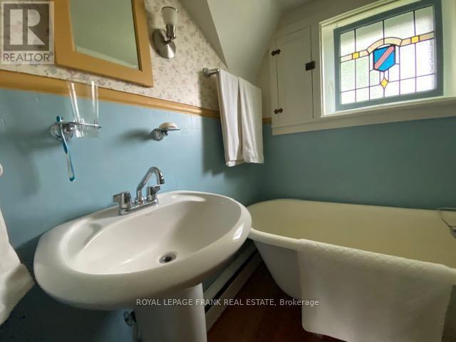 












174 KING STREET E

,
Cramahe (Colborne),




Ontario
K0K1S0


