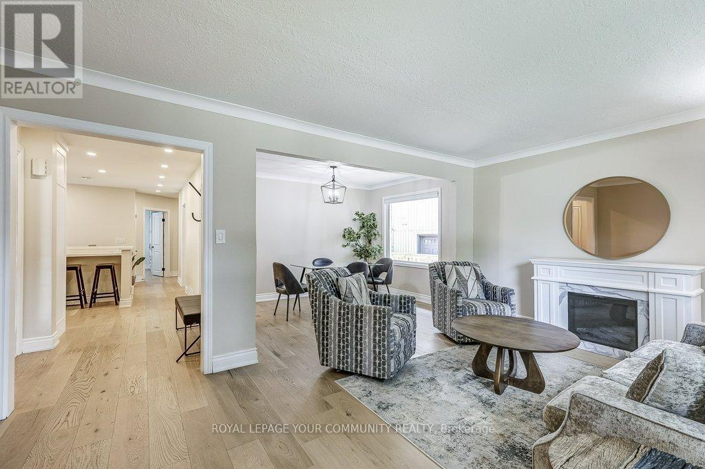 












41 BRIGHTBAY CRESCENT

,
Markham,




Ontario
L3T1C2

