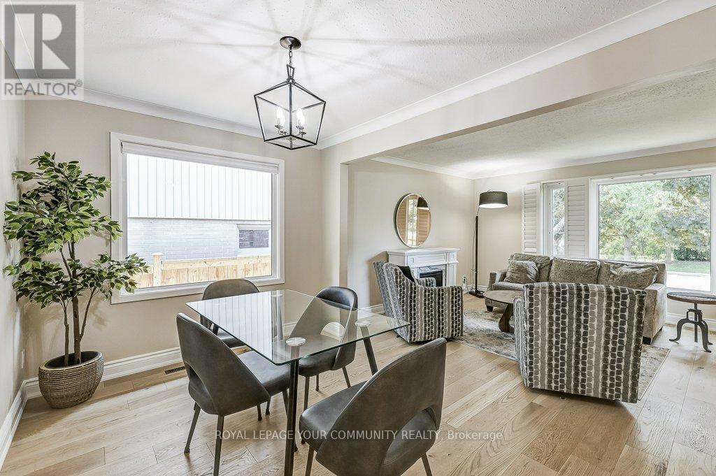 












41 BRIGHTBAY CRESCENT

,
Markham,




Ontario
L3T1C2

