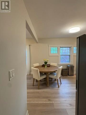 












2 - 225 TRAFALGAR ROAD

,
Oakville (OO Old Oakville),




Ontario
L6J3G9

