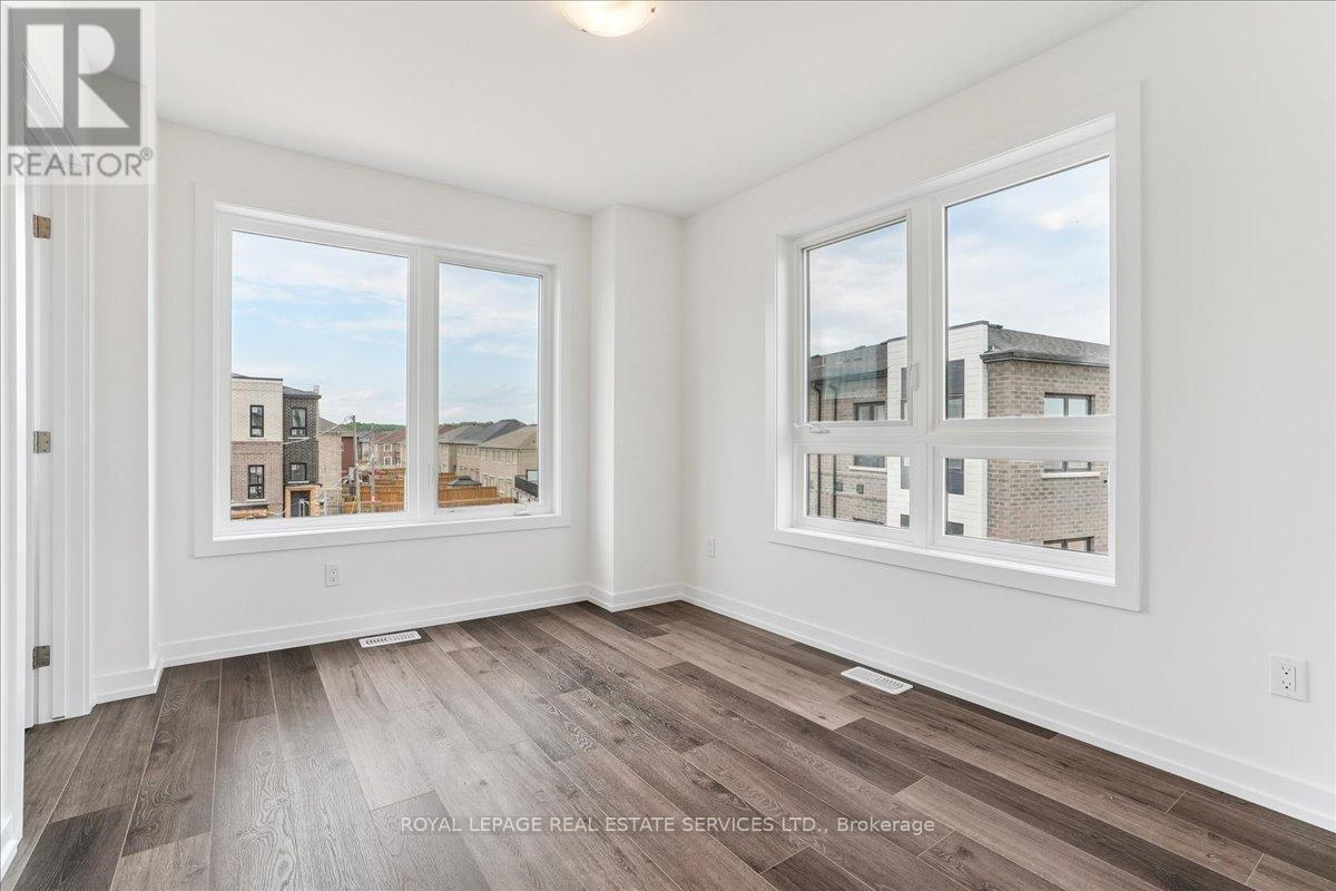 












271 BURKE STREET

,
Hamilton,




Ontario
L8B2A9

