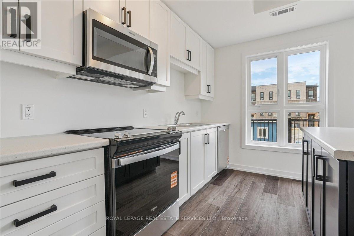












271 BURKE STREET

,
Hamilton,




Ontario
L8B2A9

