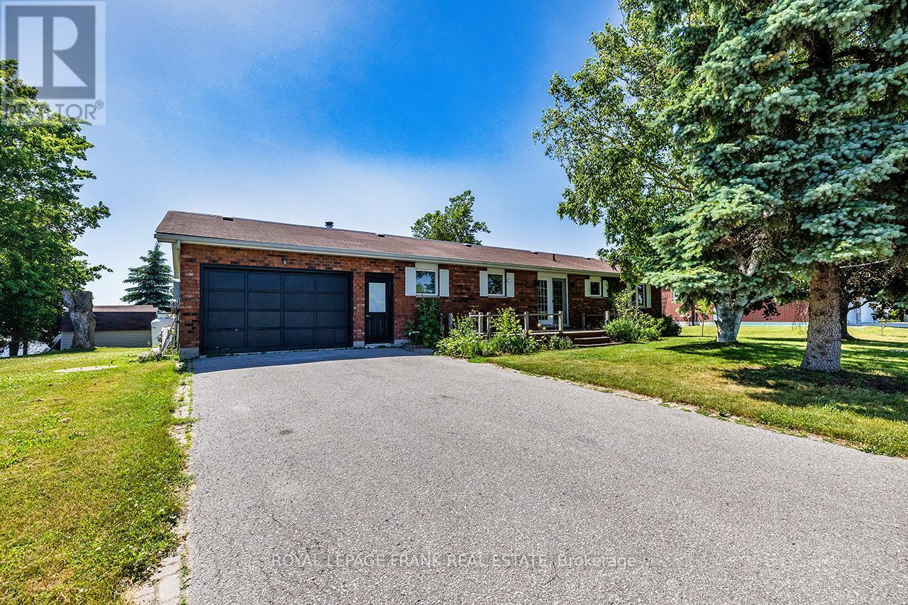 












138 STARR BOULEVARD

,
Kawartha Lakes (Little Britain),




Ontario
K0M2C0

