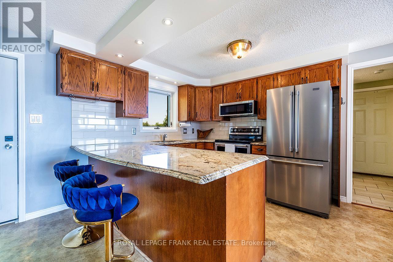 












138 STARR BOULEVARD

,
Kawartha Lakes (Little Britain),




Ontario
K0M2C0

