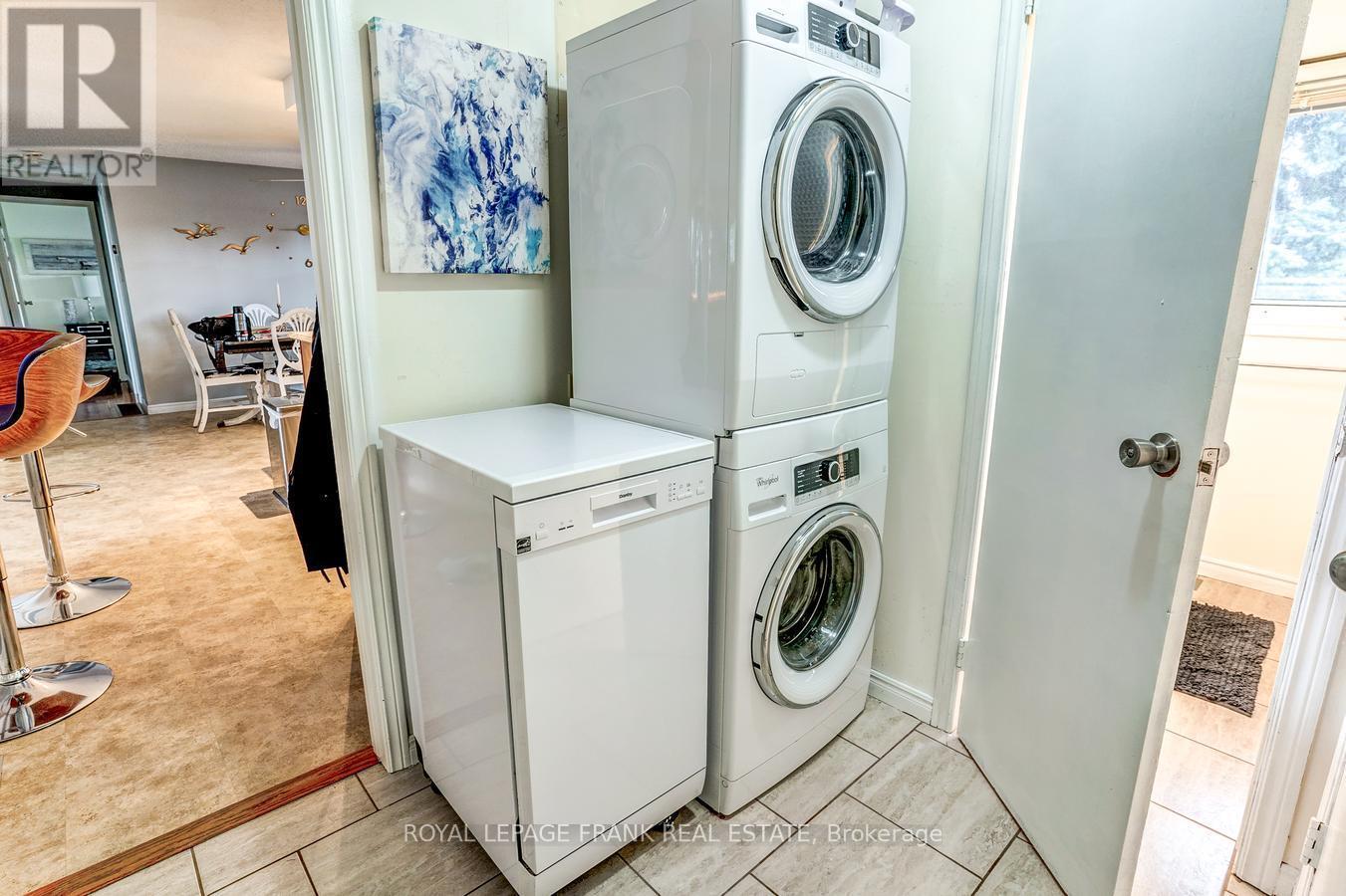 












138 STARR BOULEVARD

,
Kawartha Lakes (Little Britain),




Ontario
K0M2C0

