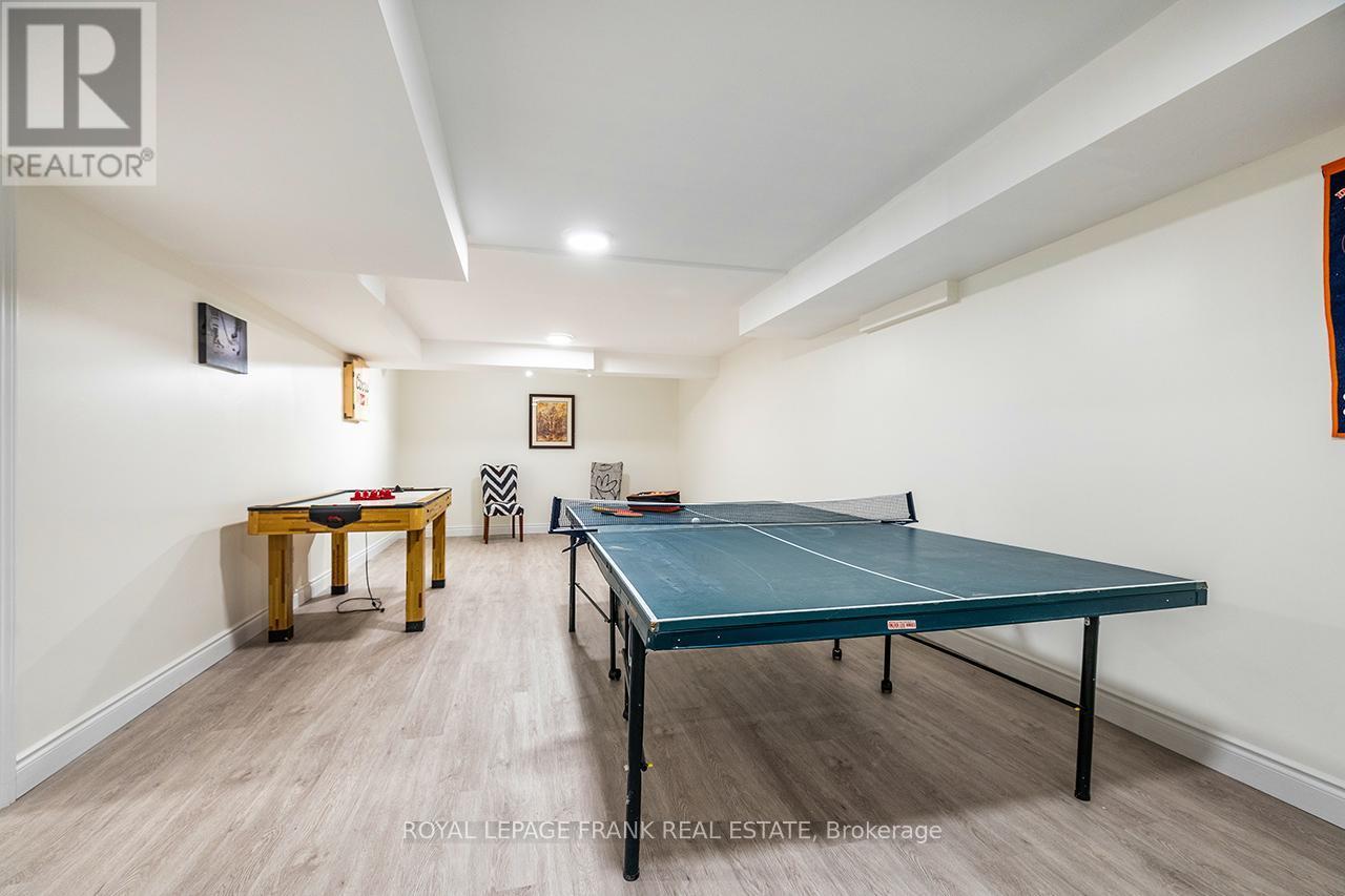 












138 STARR BOULEVARD

,
Kawartha Lakes (Little Britain),




Ontario
K0M2C0

