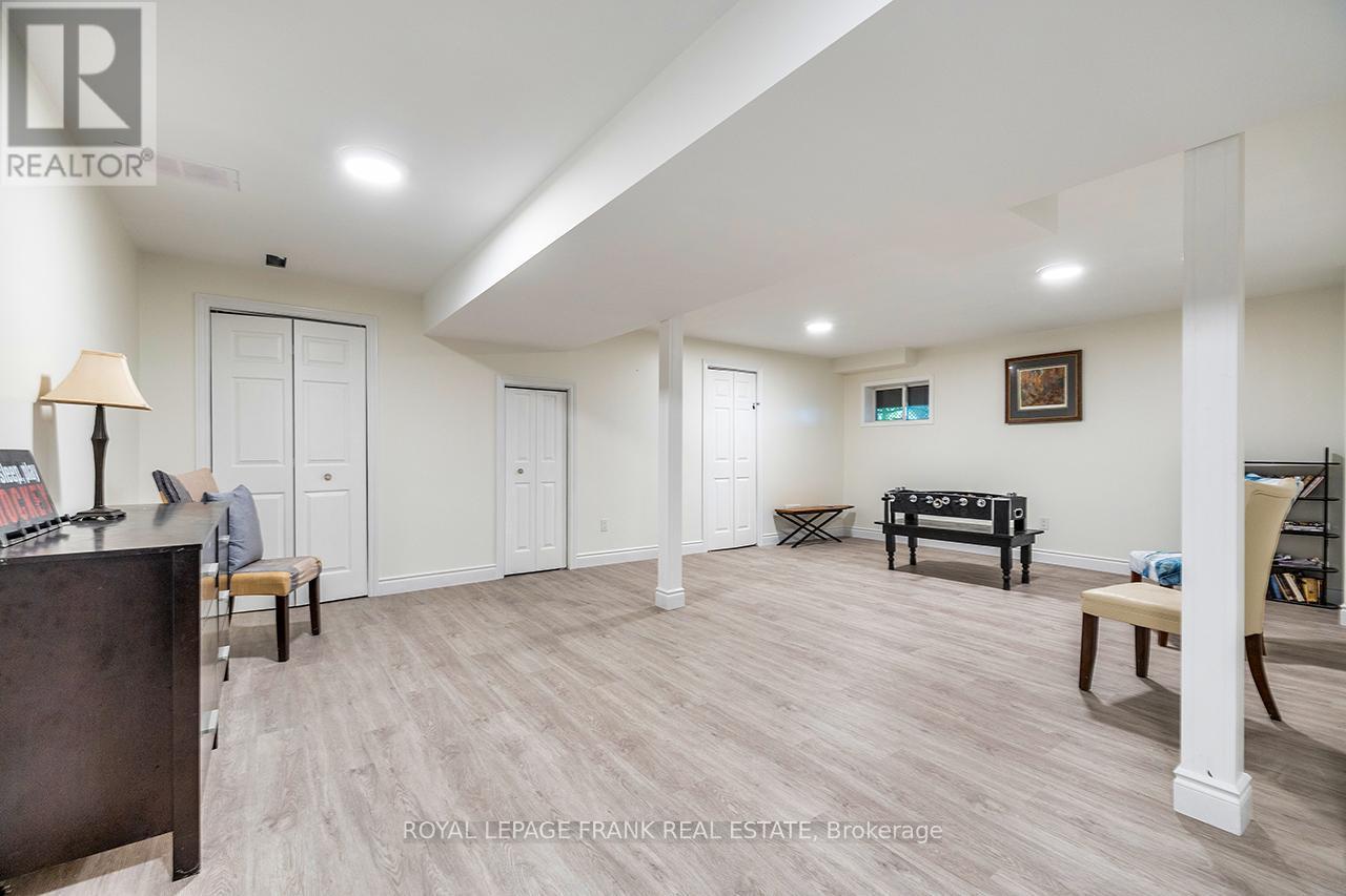 












138 STARR BOULEVARD

,
Kawartha Lakes (Little Britain),




Ontario
K0M2C0

