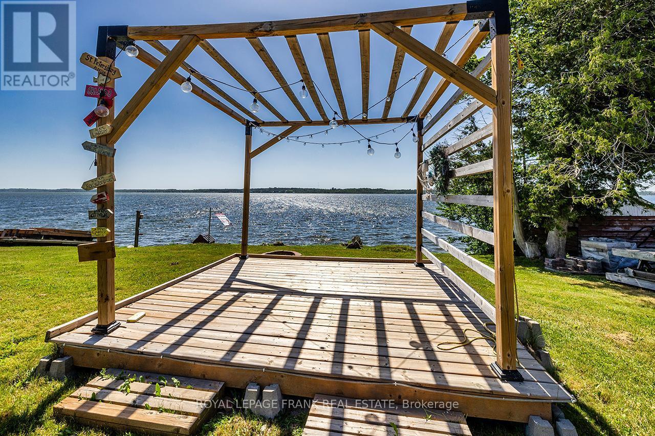 












138 STARR BOULEVARD

,
Kawartha Lakes (Little Britain),




Ontario
K0M2C0

