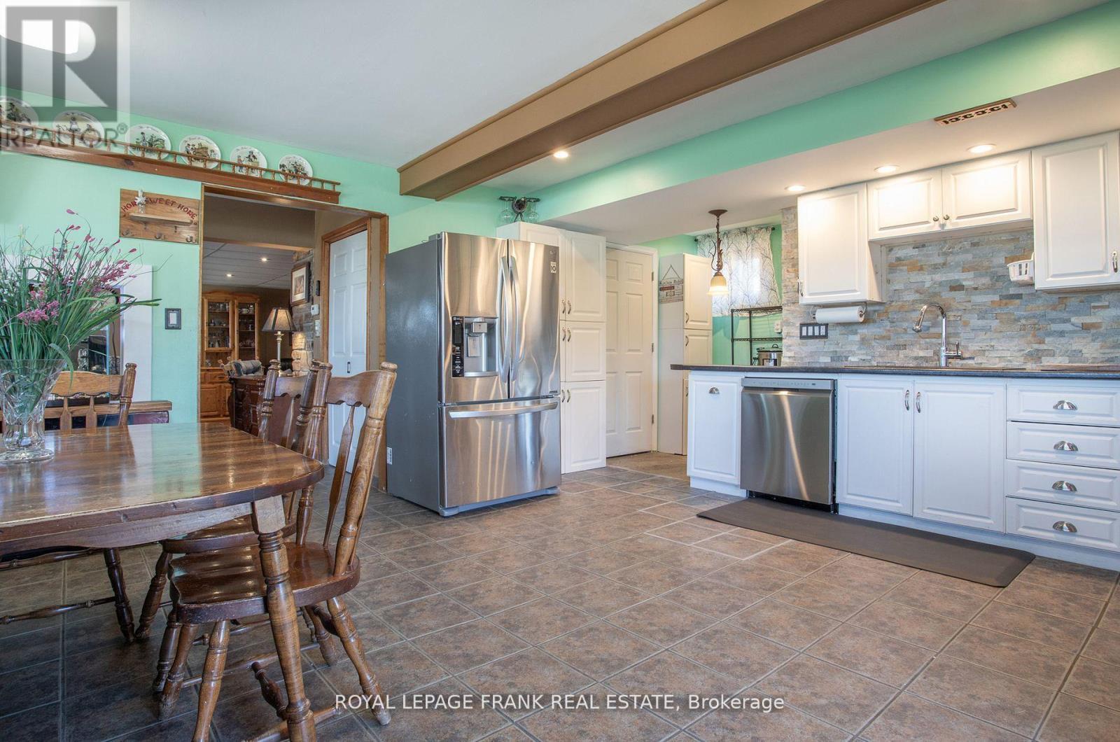 












119 USBORNE ROAD

,
Alnwick/Haldimand,




Ontario
K0K1S0

