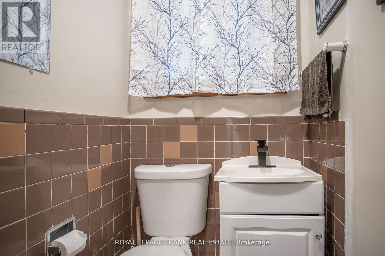 












119 USBORNE ROAD

,
Alnwick/Haldimand,




Ontario
K0K1S0

