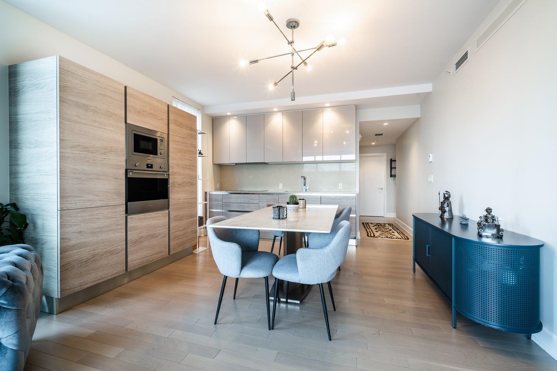 









1310


Boul. René-Lévesque O.

, 3204,
Montréal (Ville-Marie),




QC
H3G0B7

