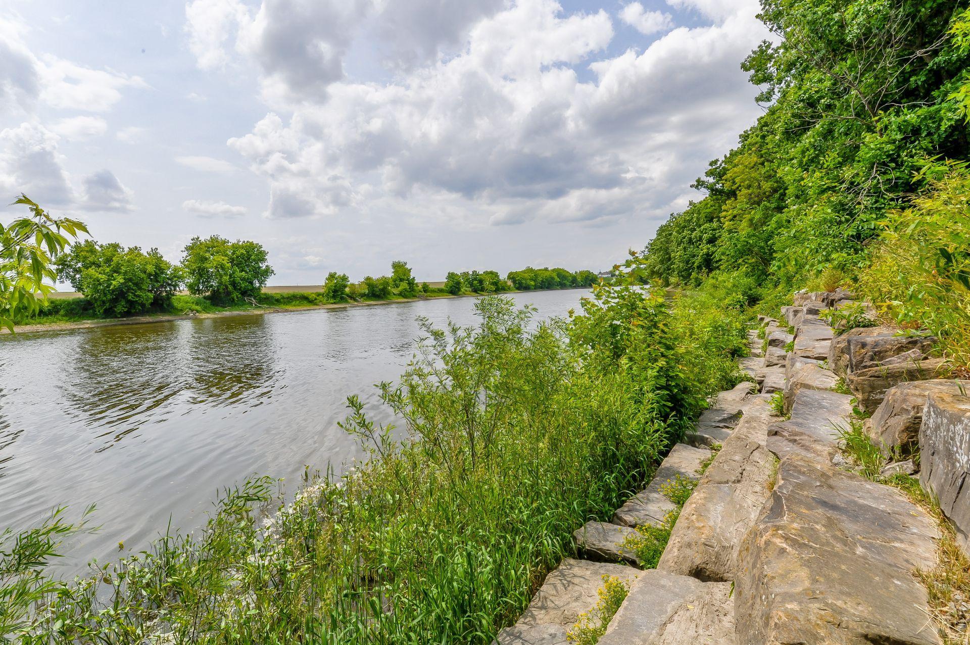 









75


Ch. de la Beauce

,
Sainte-Martine,




QC
J0S1V0

