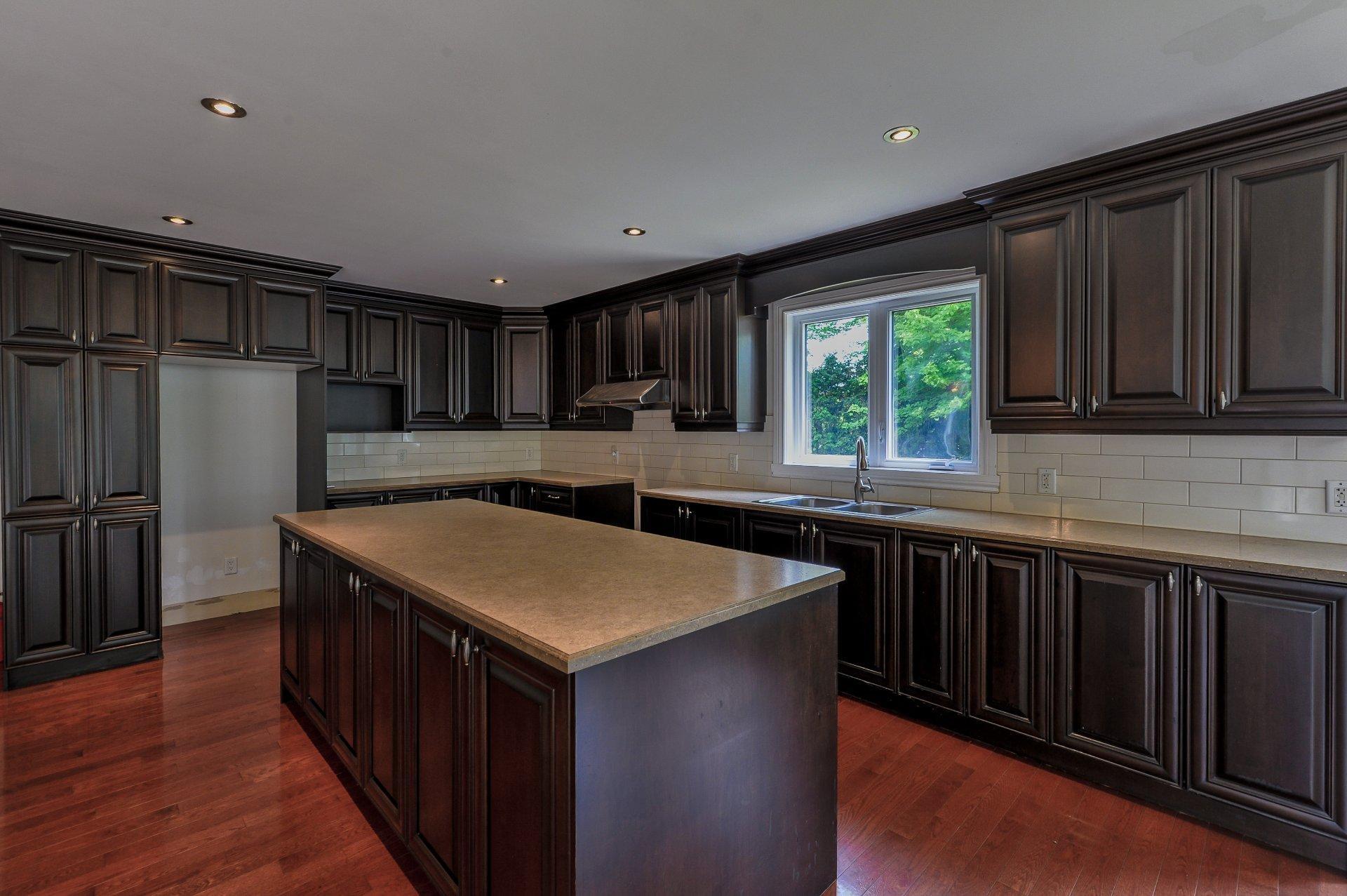 









75


Ch. de la Beauce

,
Sainte-Martine,




QC
J0S1V0

