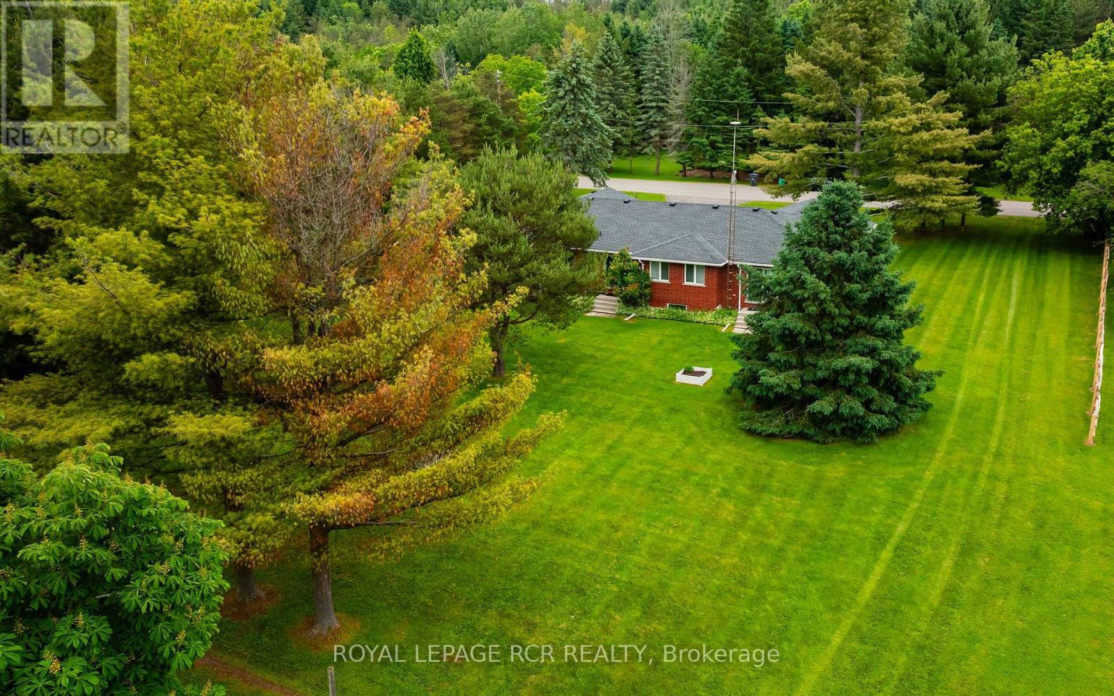 












2534 HIGHPOINT SIDE ROAD

,
Caledon,




Ontario
L7K0J1

