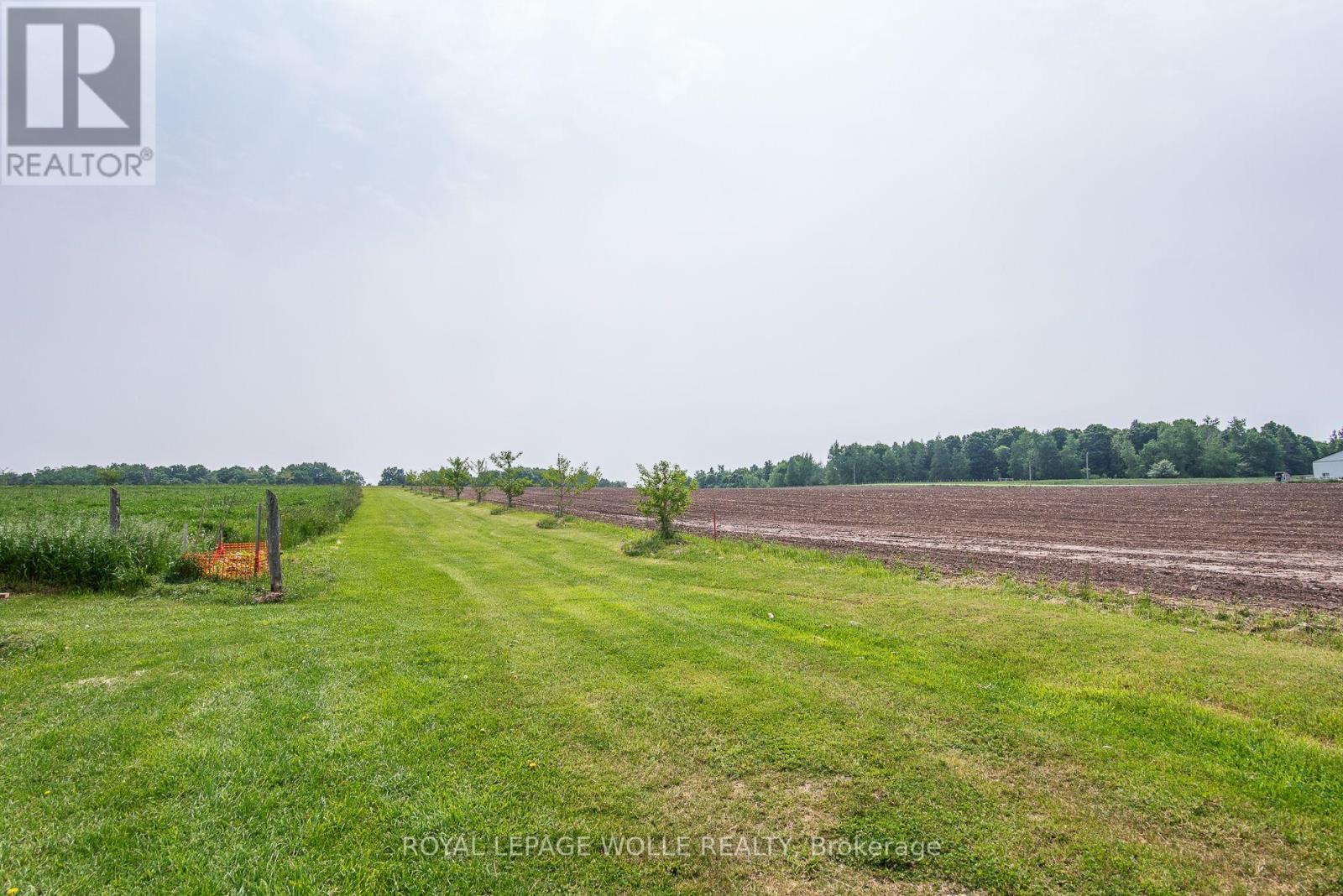 












4385 HESSEN STRASSE

,
Wellesley,







Ontario
N0B2T0

