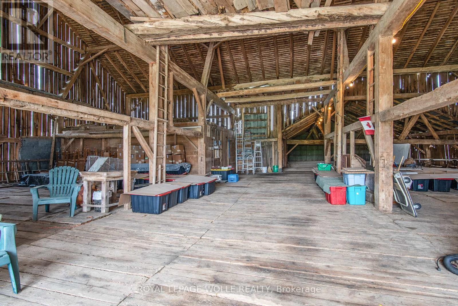 












4385 HESSEN STRASSE

,
Wellesley,







Ontario
N0B2T0

