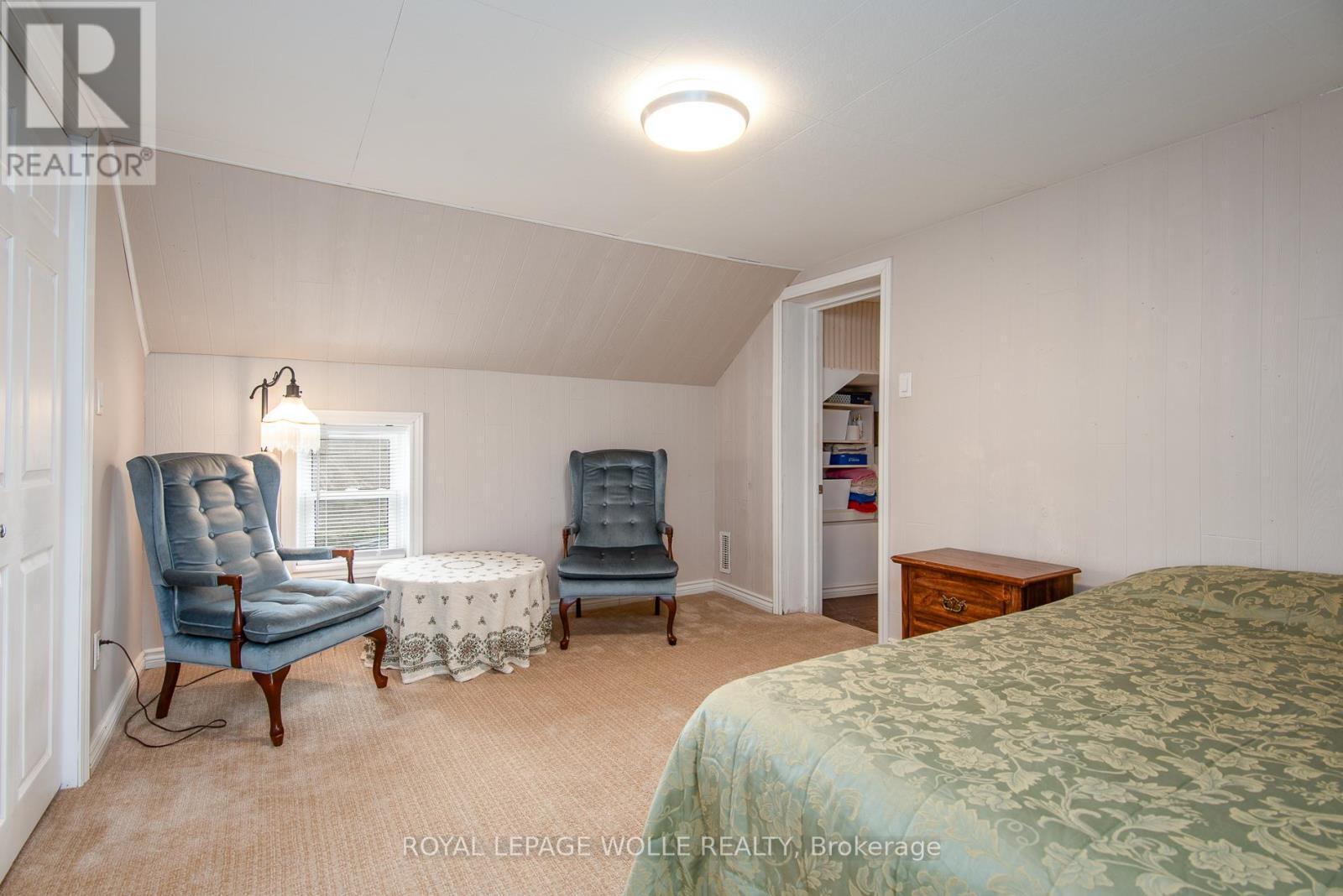 












4385 HESSEN STRASSE

,
Wellesley,







Ontario
N0B2T0

